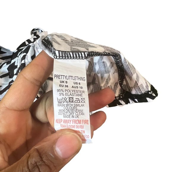 PrettyLittle Thing Houndstooth Long Sleeve Shirt Mock Neck Black White Small - Picture 2 of 7